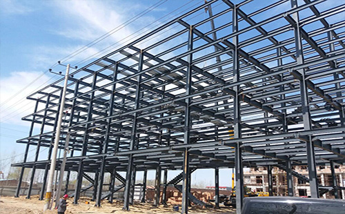 西藏西藏钢结构厂房屋面选材指南:确保性能与经济性的完美结合 西藏西藏钢结构厂房屋面选材指南:确保性能与经济性的完美结合